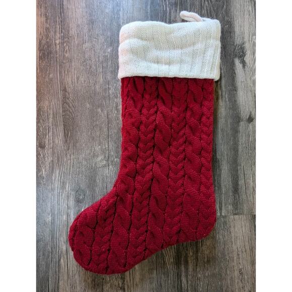 Kohl's 19" Red White Cable Knit Monogram "L" Initial Christmas Stocking Holiday - Picture 3 of 6